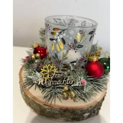 Weihnachtsdeko auf Baumscheibe mit Hirsch Teelichtglas