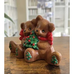 Weihnachtsdekoration - Teddybären mit Weihnachtsbaum - Keramik -