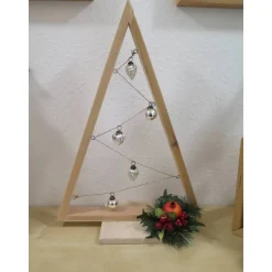 Weihnachtsdekoration Holzbaum - natur - mit Kugeln in silber