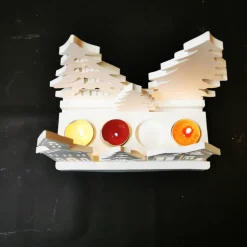 Weihnachtsdorf mit Kerzeneinsätzen für Advents- und Weihnachtszeit aus Resincrete