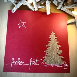 WEIHNACHTSKARTE - Tannenbaum aus Glitzerkarton gestanzt, handgeschrieben, Klappkarte mit passendem roten Umschlag