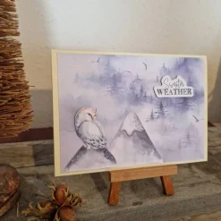 Weihnachtskarte mit Berge und Eule - Winter - Sweater Weather