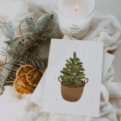 Weihnachtskarte Weihnachtsbaum im Korb - weihnachtliche Grußkarte Tanne - Winterwald Grußkarte Weihnachtszeit Postkarte