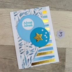 Weihnachtskarten mit goldfarbenen Holzstern • Blau & Winterdesign