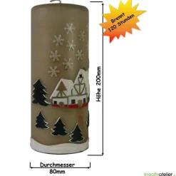 Weihnachtskerze personalisierbar – taupefarbene Winterkerze mit Winterdorf, ideales Geschenk oder Deko