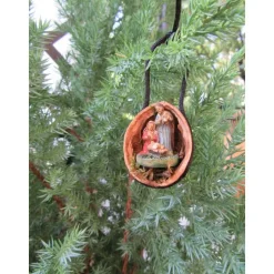 Weihnachtskrippe - Krippe in Walnuss mit Moos - bunt