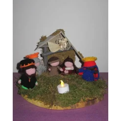 Weihnachtskrippe - Krippe handgefertigt - mit LED-Beleuchtung