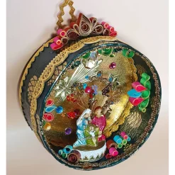 Weihnachtskrippe, handgemachte Weihnachtsdeko Heilige Familie, Weihnachtskunst in einer Spanschachtel