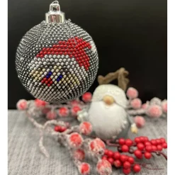 Weihnachtskugeln / Weihnachtsbaumschmuck/ Christbaumschmuck gehäkelt mit Baumwollgarn und kleinen Glasperlen