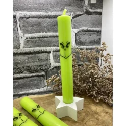 Weihnachtsmuffel Kerze | Grün mit Wasserschiebefolie | Stabkerze