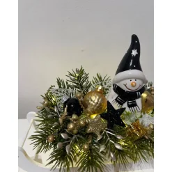 Weihnachtsschlitten mit einem Wichtel/Schneemann und Ledlichtern Weihnachtsdeko