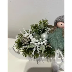 Weihnachtsschlitten mit Mädchen Weihnachtsdeko