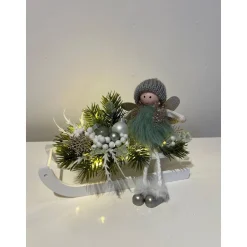 Weihnachtsschlitten mit Mädchen Weihnachtsdeko