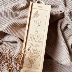 Weinbox mit Gravur | Weinkiste Geschenk individuell gestalten | Weinbox als Hochzeitsgeschenk | Weinpräsent Holzoptik