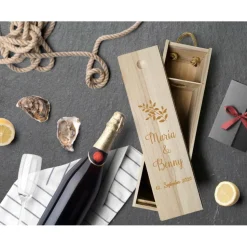 Weinbox mit Gravur | Weinkiste Geschenk individuell gestalten | Weinbox als Hochzeitsgeschenk | Weinpräsent Holzoptik
