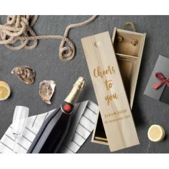 Weinkiste personalisiertes Geschenk Hochzeit