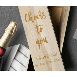 Weinkiste personalisiertes Geschenk Hochzeit
