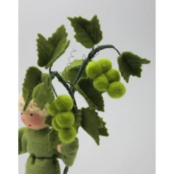 Weintrauben Junge - Jahreszeitentisch - Waldorf - Blumenkinder - Art.Nr. HE17