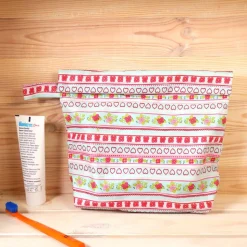 Wetbag Nasstasche aus Wachstuch – Wasserdichte Windeltasche & Beutel für Wechselkleidung, Badesachen, Kosmetik