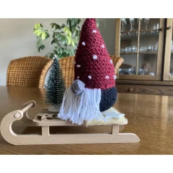 Wichtel auf Schlitten