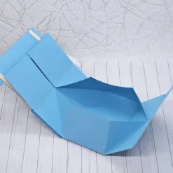 Wichtel auf Urlaubsabenteuer – handgefertigte Geschenkbox mit Strohhut, Eis & Flamingo