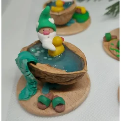 Wichtel in Walnusswanne