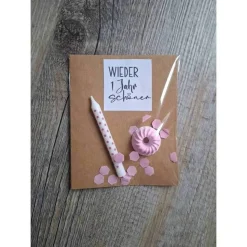 Wieder ein Jahr schöner / Minigugelhupf / Geburtstagskerze / Geschenkverpackung