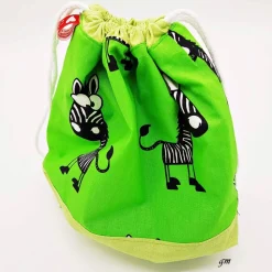 Wiederverwendbarer Stoffbeutel als Geschenkverpackung und Aufbewahrung – waschbar, hygienisch, 100 % Baumwolle, grün