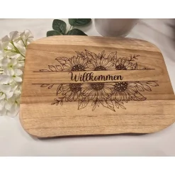 Willkommensschild aus Teakholz mit Gravur