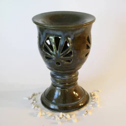 Windlichtpokal aus Keramik Lichtdekoration sehr schön als Tischdekoration für eine festliche Tafel