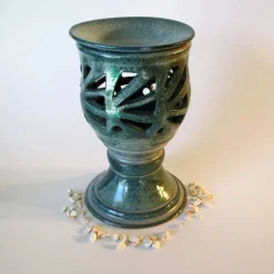 Windlichtpokal aus Keramik Lichtdekoration sehr schön als Tischdekoration für eine festliche Tafel