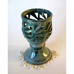 Windlichtpokal aus Keramik Lichtdekoration sehr schön als Tischdekoration für eine festliche Tafel