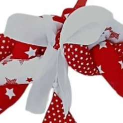 Winterlicher Tür Kranz mit Wichtel in rot und weiß