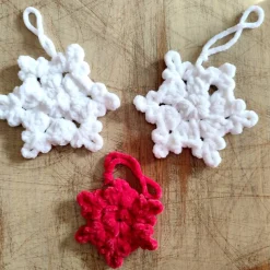 Winter/Weihnachtsdeko, Schneeflocken gehäkelt