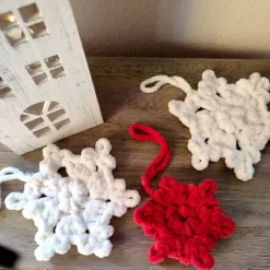 Winter/Weihnachtsdeko, Schneeflocken gehäkelt