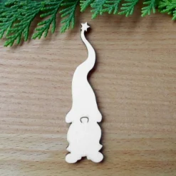 Winter-Wichtel Herbert mit Stand-Stern aus Holz