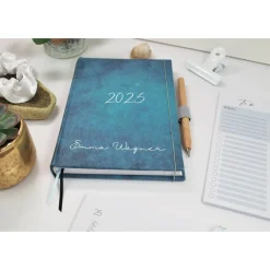 Wochenkalender & Terminplaner 2025 A5 Wochenübersicht / Tagesübersicht / Tagebuch personalisiert royalblau