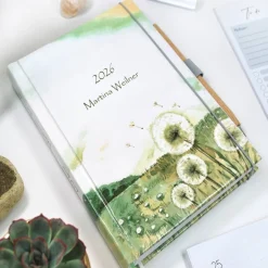 Wochenkalender & Terminplaner 2026 A5 mit Kugelschreiber & Stifthalter Wochenübersicht personalisiert Puste