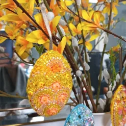 Wohndeko Ornament Herz Kreuz Osterei gelb orange Unikat Perlenstickerei handmade Anhänger