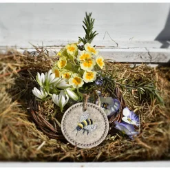 Woll Filz Anhänger, Button, Biene, Geschenkanhänger, Taschenbaumler