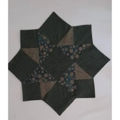 Wunderschöner Weihnachtsstern für den Tisch, Durchmesser ca. 57cm