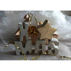 X MAS  Weihnachtlicher Schriftzug aus Beton - Buchstaben + Stern in wunderschöner Holzkiste