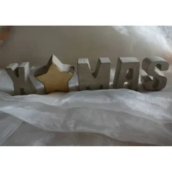 X MAS  Weihnachtlicher Schriftzug aus Beton - Buchstaben + Stern in wunderschöner Holzkiste