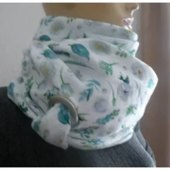 XXL Dreiecktuch  / Musselin Double Gauze / Weiß mit Blüten und Blättern / Schaltuch / Halstuch/ Wickelschal/ Loop