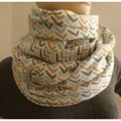 XXL Dreiecktuch mit großer Öse / Musselin Double Gauze glatt /  Zik Zak old Green / Schaltuch / Halstuch/ Wickelschal