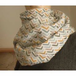 XXL Dreiecktuch mit großer Öse / Musselin Double Gauze glatt /  Zik Zak old Green / Schaltuch / Halstuch/ Wickelschal