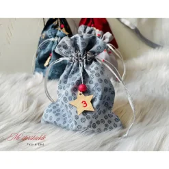 XXL-Adventskalender-Säckchen handgefertigt rot grau Geschenkbeutel Weihnachtstüten