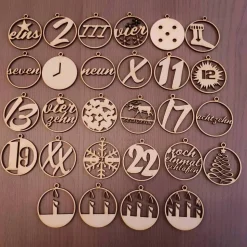 Zahlenanhänger für Adventskalender aus Holz, 28-teilig