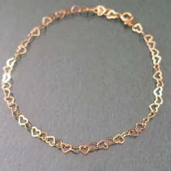 Zartes Herzarmband aus vergoldetem Sterling Silber, jede Länge machbar