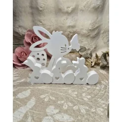 Zauberhafte Frühlingsdeko handgemacht aus Raysin – Osterhase & Osterhäschen mit Eiern